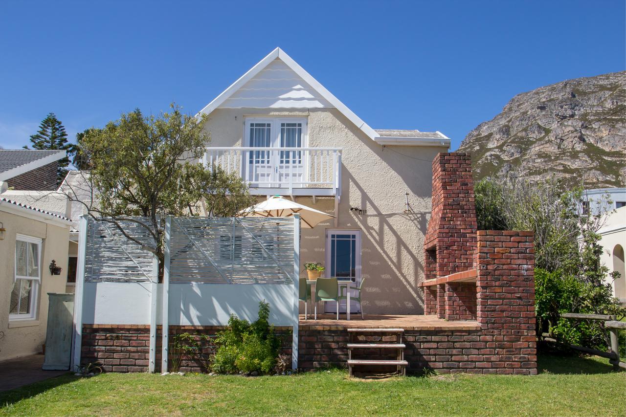 Stone Chimney Cottage Херманус Екстериор снимка